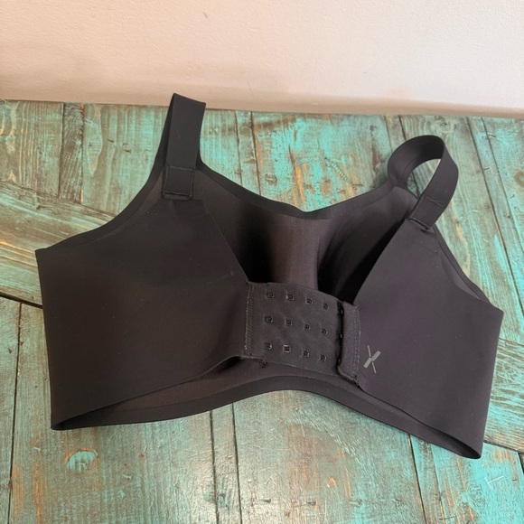 KNIX Catalyst Sports Bra - Black Wireless Sports Bra Size 6 Fits 32DD, 34DD, 32E - Picture 4 of 6